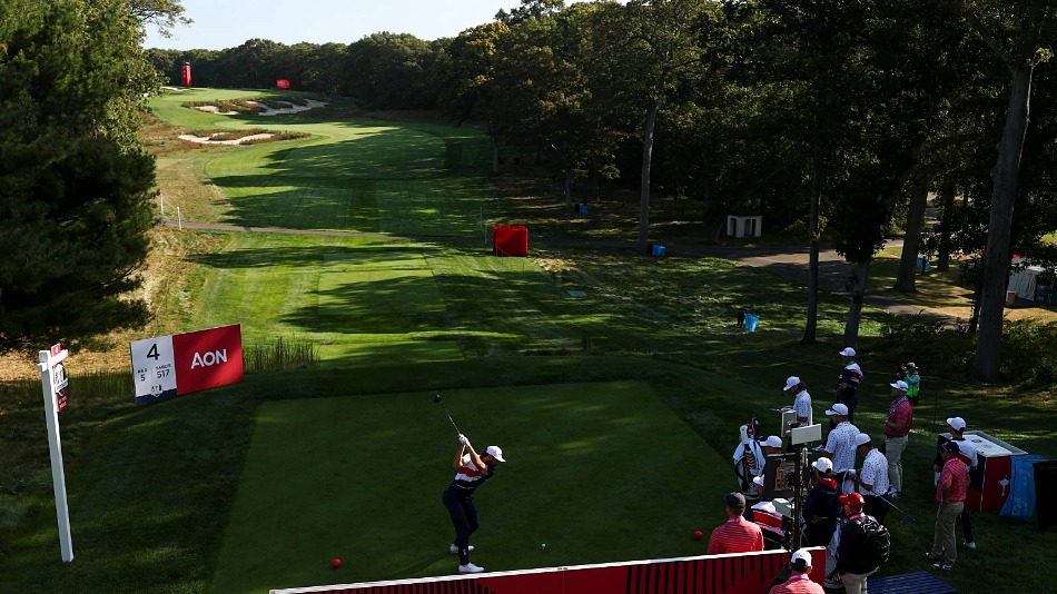 Driving accuracy and distance will dictate a player’s strategy for the fourth hole (Photo: Michael Reaves/PGA of America)