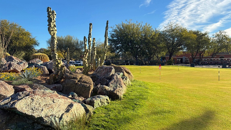 The Bandana putting course by Forrest Richardson plays around a rock garden that features cacti (Photo: Forrest Richardson)