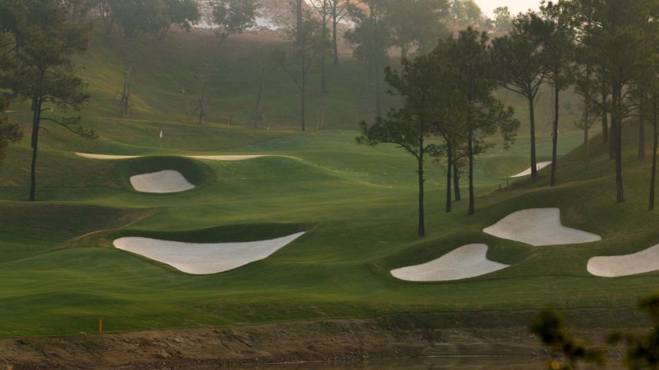 PGA Silk Path Golf Course Nick Faldo Design